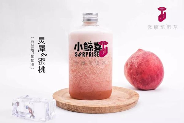 小鲸喜奶茶加盟创业门槛低，口碑好