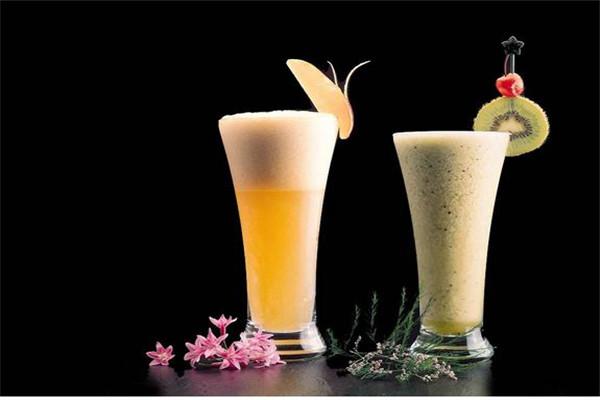 星果茶加盟优势？好喝健康由新鲜的饮品加盟店？