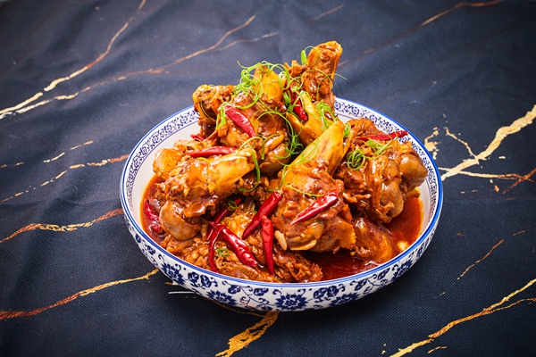 蓉城酱骨饭加盟利润大吗？蓉城酱骨饭是不是加盟的?