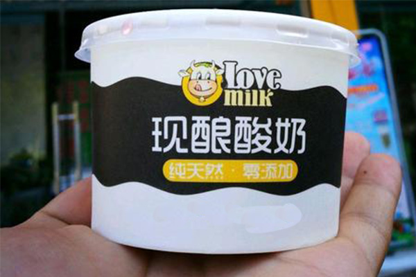 爱尚鲜奶吧加盟电话是什么？爱尚鲜奶吧总部扶持