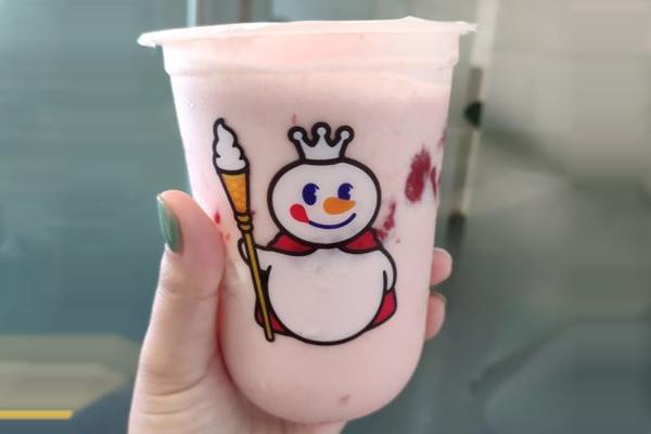 蜜雪冰城加盟多久可以开店，谁都能开店加盟吗？