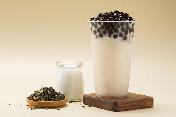 黑露白霜奶茶加盟条件是什么？加盟费需要多少钱？