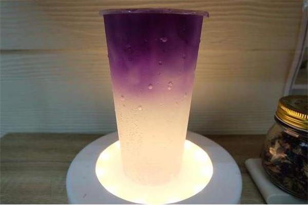 大嘴猴奶茶的加盟收益怎么样？如何获取加盟资料？