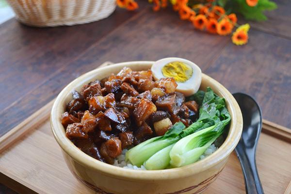 外婆卤肉饭加盟费用详情 加盟条件和要求有哪些？