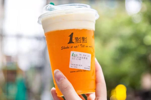 开一家益禾堂奶茶店不愁客源，在全国各地都有大量的粉丝