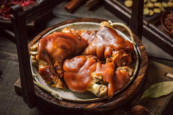 帝煌烤卤熟食加盟费用，投资门槛低开店无压力