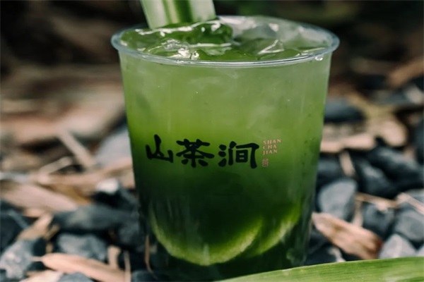 花果鲜奶茶