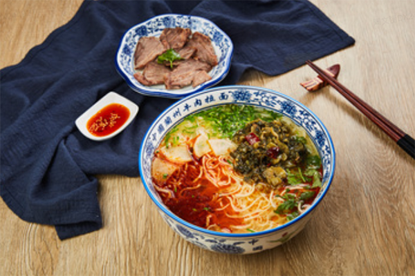 张拉拉牛肉面加盟费用是多少？