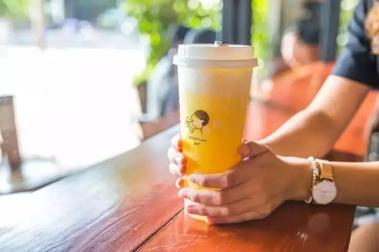 喜茶加盟费用大公开:创建财富新篇章新闻学专家设定传奇 喜茶加盟费用大公开:创建财富新篇章新闻学专家设定传奇